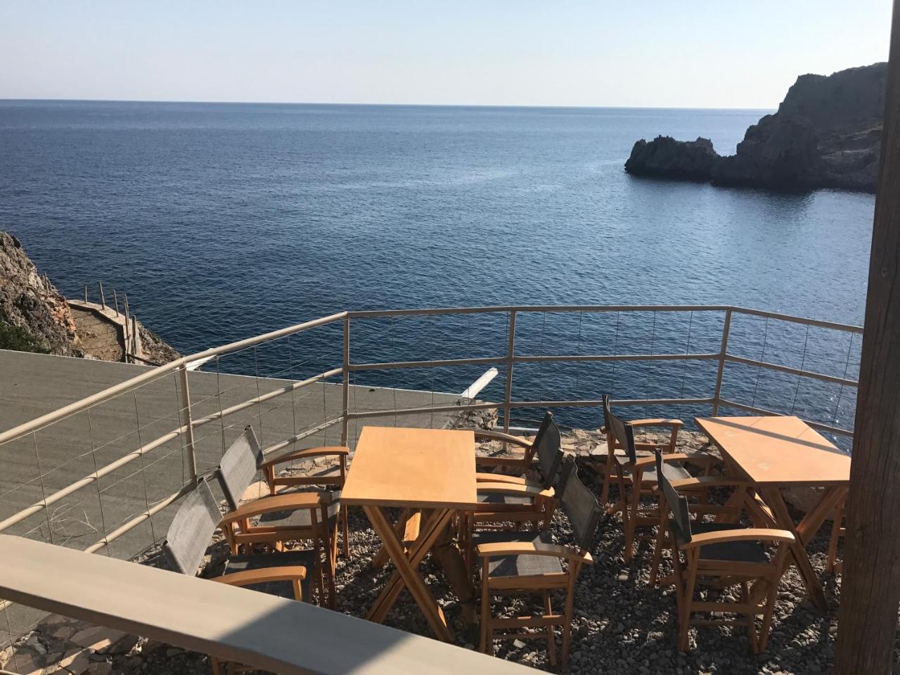 Agios Pavlos Hotel Exterior photo