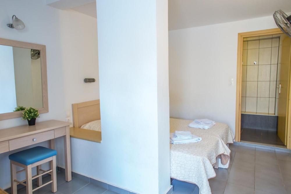 Agios Pavlos Hotel Exterior photo